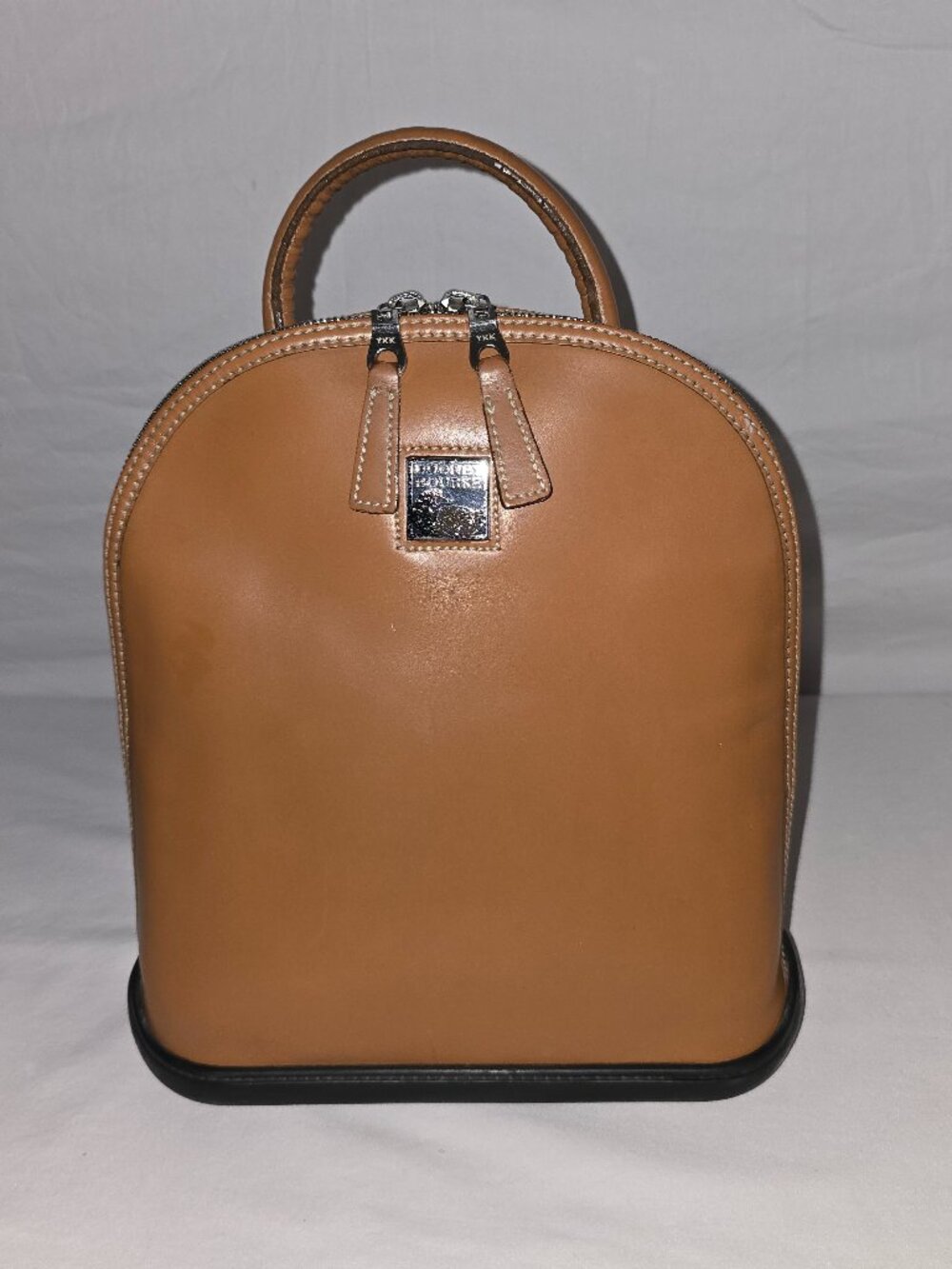 Dooney & Bourke PARáSOLE Camel / Brown Leather Backpack